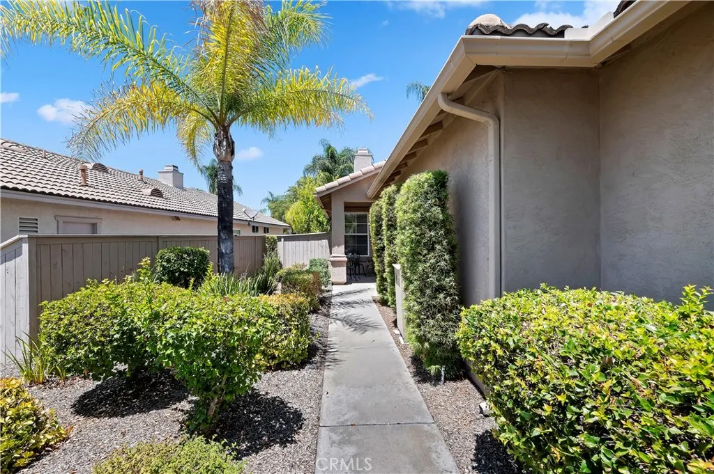 40277 Via Aguadulce, Murrieta, California 92562 — photo 4