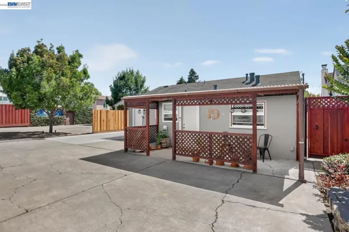 20843 Chester St, Castro Valley, California 94546
