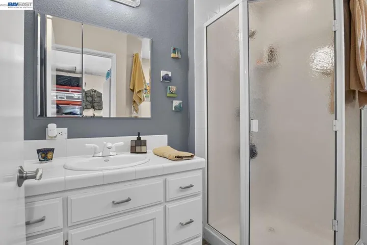 20843 Chester St, Castro Valley, California 94546