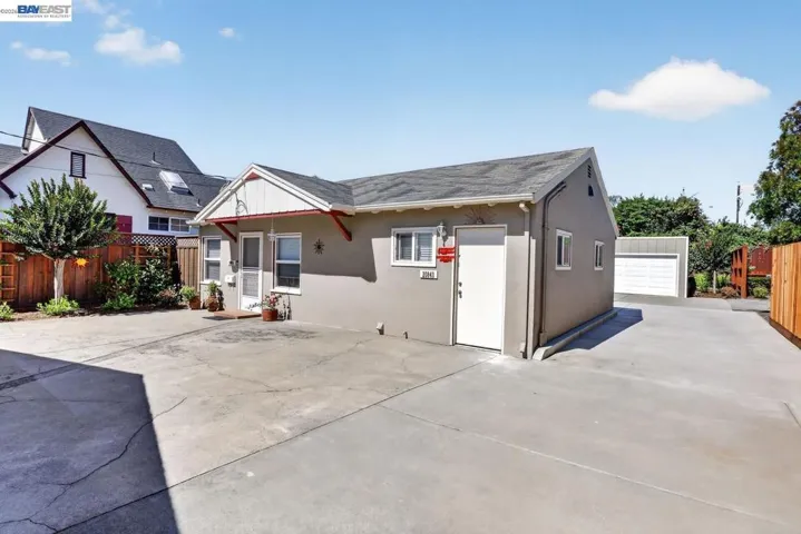 20843 Chester St, Castro Valley, California 94546