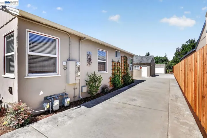 20843 Chester St, Castro Valley, California 94546