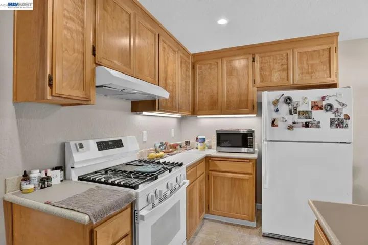 20843 Chester St, Castro Valley, California 94546