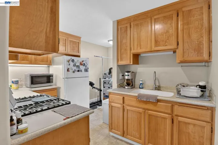 20843 Chester St, Castro Valley, California 94546