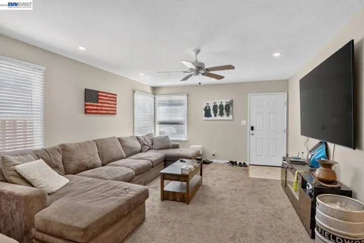 20843 Chester St, Castro Valley, California 94546
