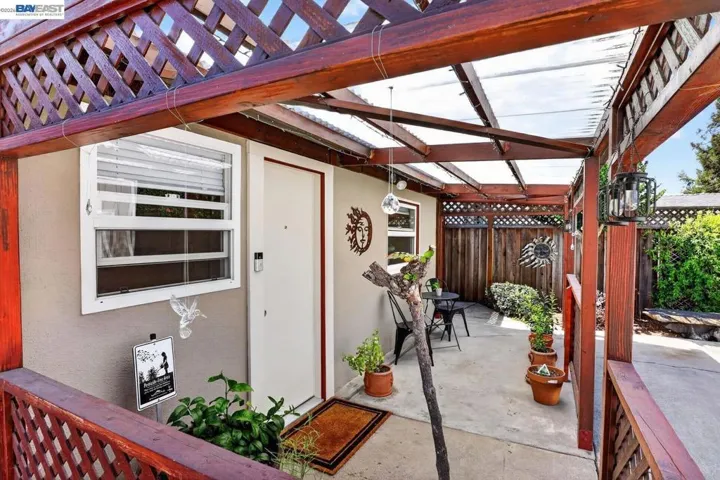 20843 Chester St, Castro Valley, California 94546