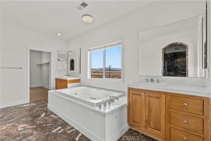 44972 135th W, Lancaster, California 93536