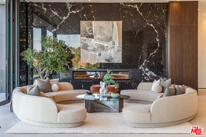 9364 Beverly Crest Drive, Los Angeles, California 90210