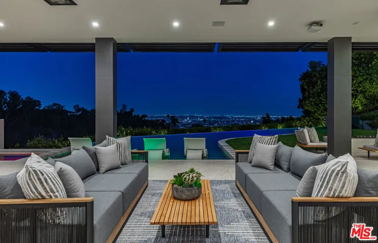 9364 Beverly Crest Drive, Los Angeles, California 90210