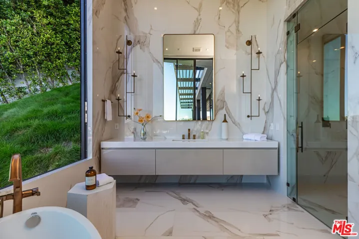 9364 Beverly Crest Drive, Los Angeles, California 90210