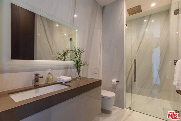 9364 Beverly Crest Drive, Los Angeles, California 90210
