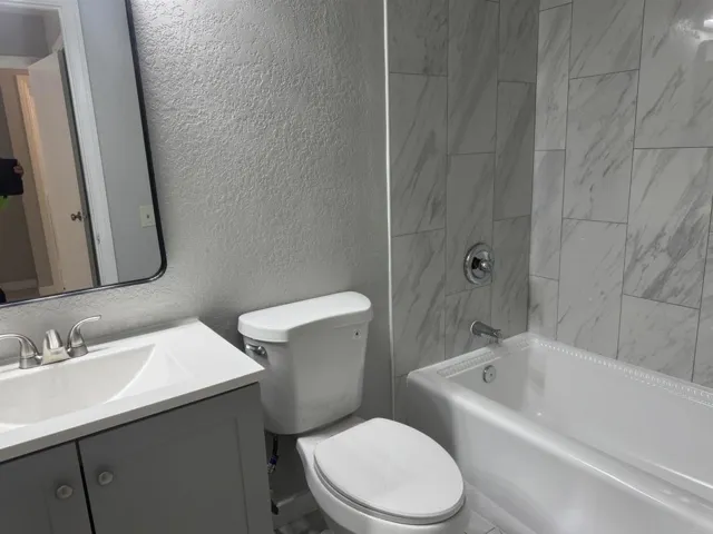 4180 39th 10, San Diego, California 92105
