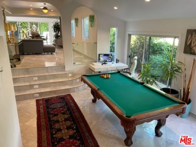 425 Sunridge Street, Playa Del Rey, California 90293