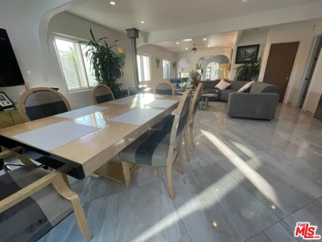 425 Sunridge Street, Playa Del Rey, California 90293