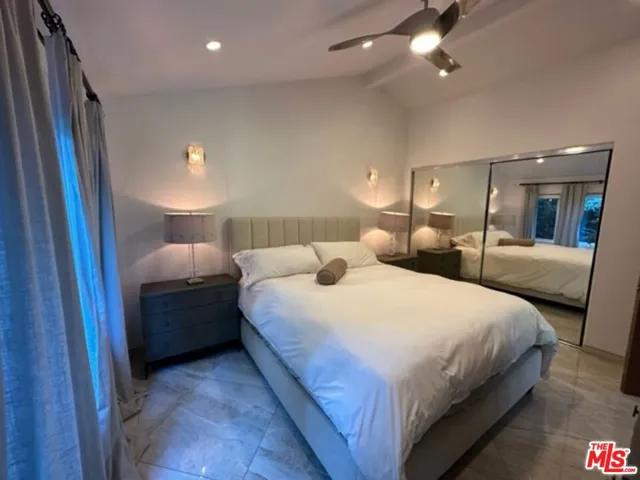 425 Sunridge Street, Playa Del Rey, California 90293