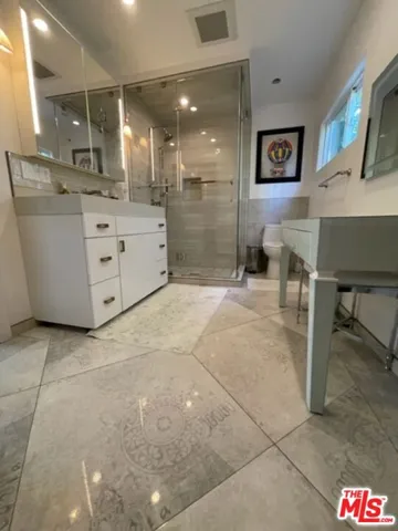 425 Sunridge Street, Playa Del Rey, California 90293