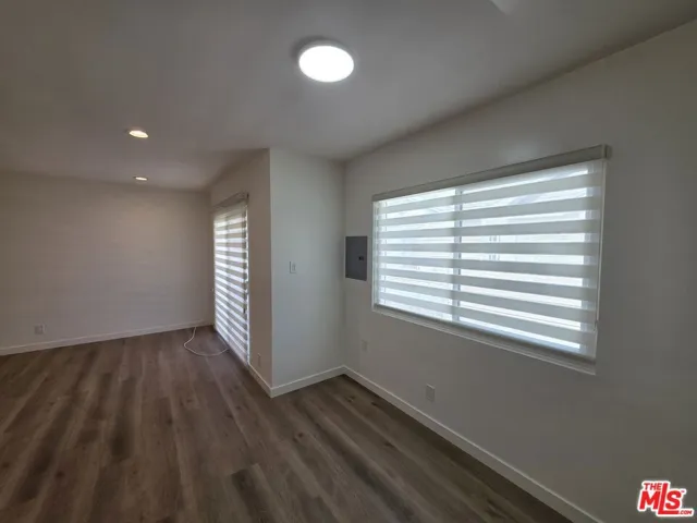 2009 Carnegie Lane 7, Redondo Beach, California 90278