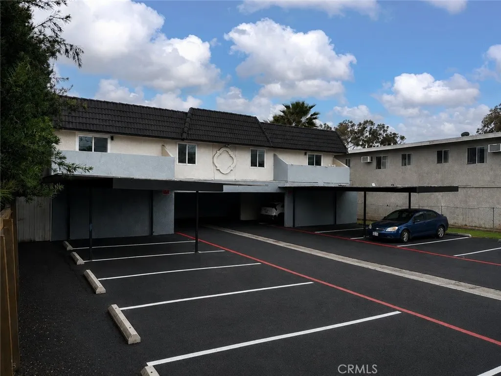 331 Washington, Escondido, California 92025 — photo 5