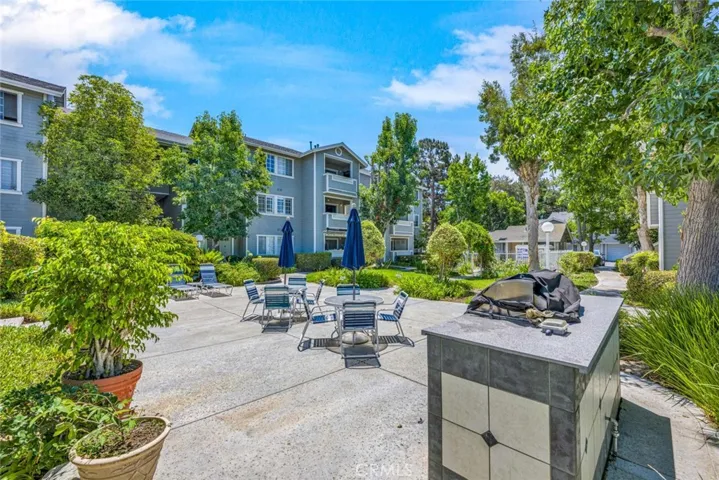3500 S Greenville, Santa Ana, California 92704