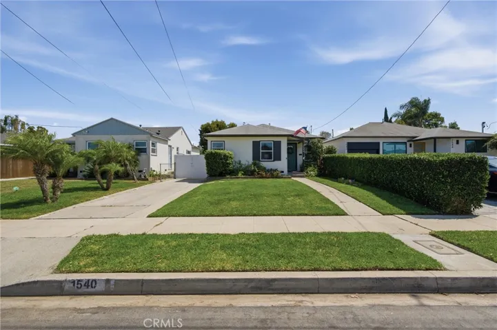 1540 W 215th Street, Torrance, California 90501