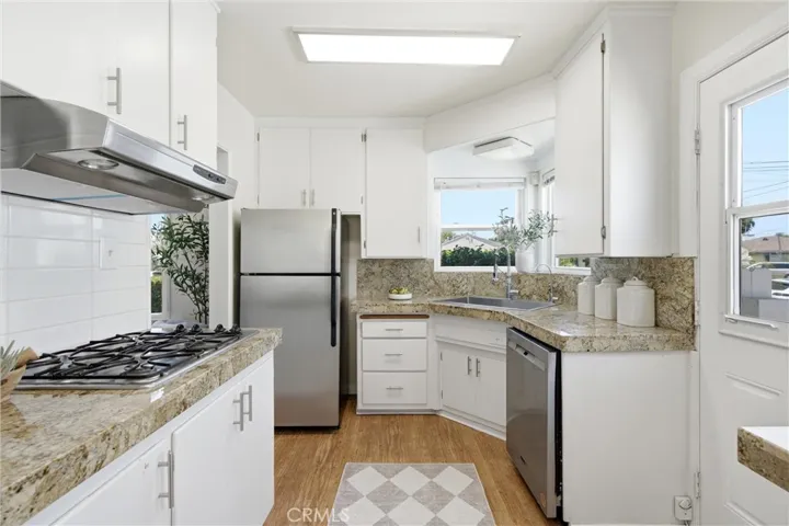 1540 W 215th Street, Torrance, California 90501