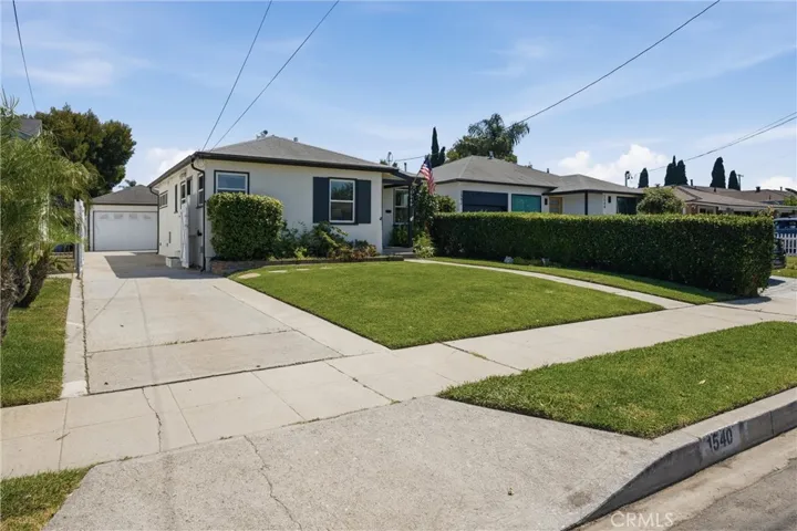 1540 W 215th Street, Torrance, California 90501