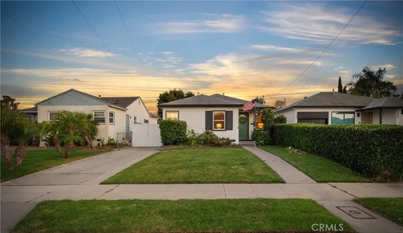 1540 W 215th Street, Torrance, California 90501