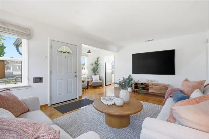 1540 W 215th Street, Torrance, California 90501