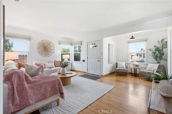 1540 W 215th Street, Torrance, California 90501
