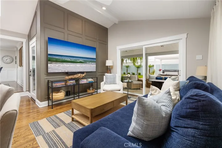5872 Nordina, Huntington Beach, California 92649