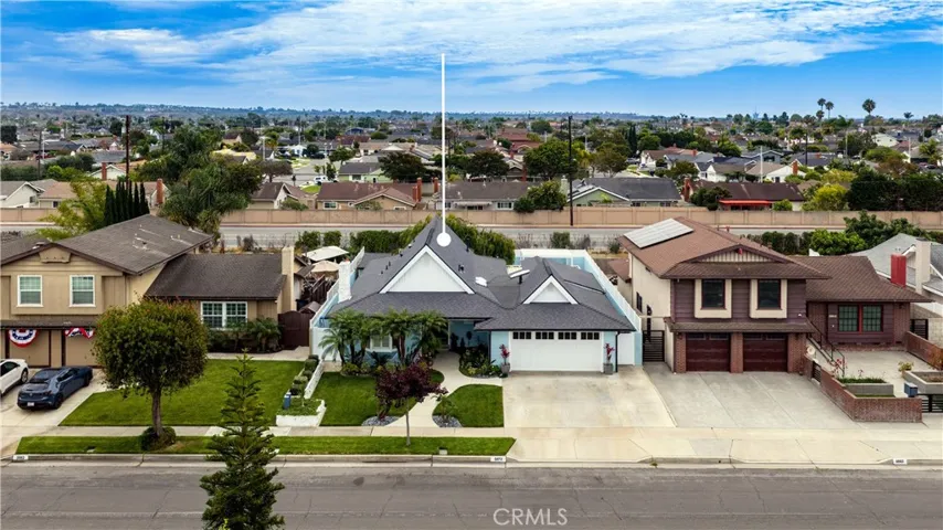 5872 Nordina, Huntington Beach, California 92649