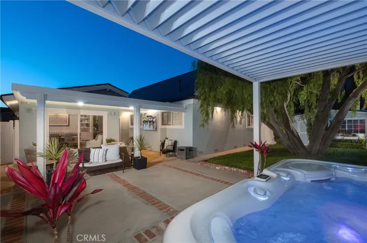 5872 Nordina, Huntington Beach, California 92649