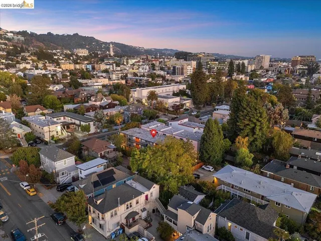 Aerial view of property and surrounding area