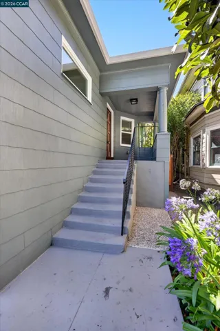 1017 56th St, Oakland, California 94608