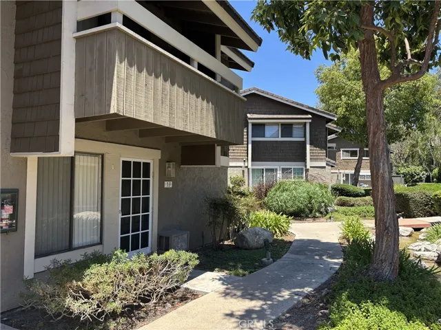 53 Streamwood, Irvine, California 92620