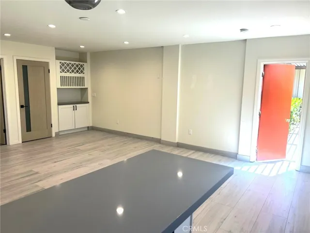 18349 1/2 Hiawatha Street, Northridge, California 91326