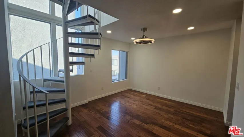 1940 N Highland Avenue 59, Los Angeles, California 90068