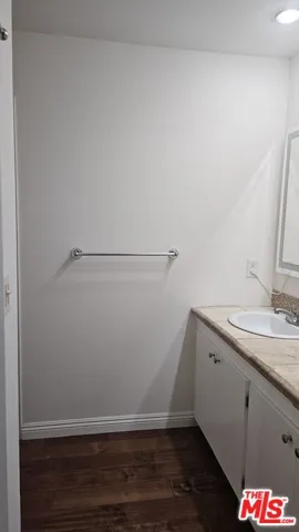 1940 N Highland Avenue 59, Los Angeles, California 90068