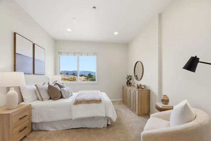 21 N 2nd Street 407, Campbell, California 95008