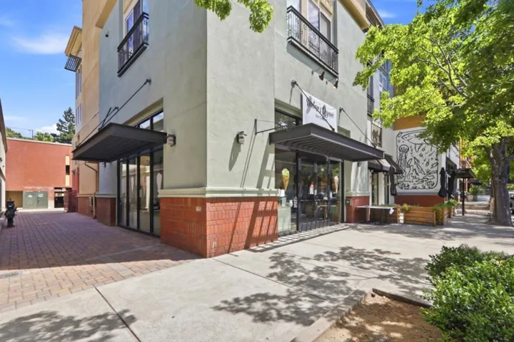 21 N 2nd Street 407, Campbell, California 95008