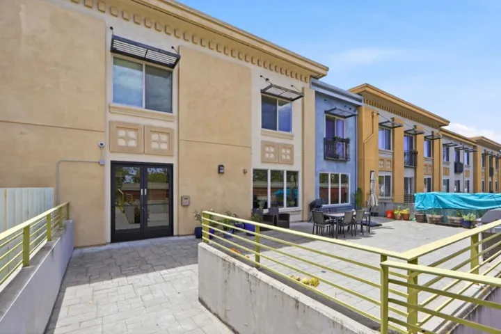 21 N 2nd Street 407, Campbell, California 95008