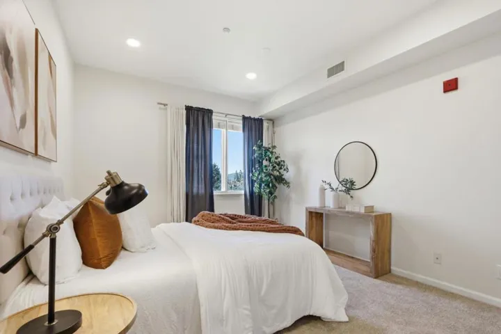 21 N 2nd Street 407, Campbell, California 95008