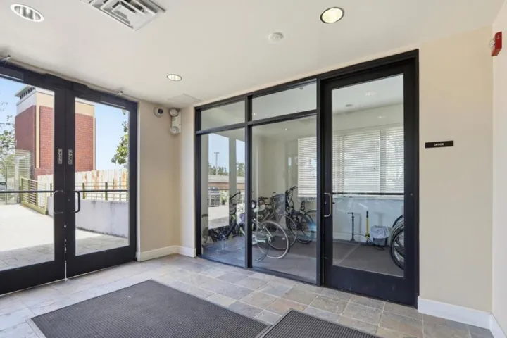21 N 2nd Street 407, Campbell, California 95008