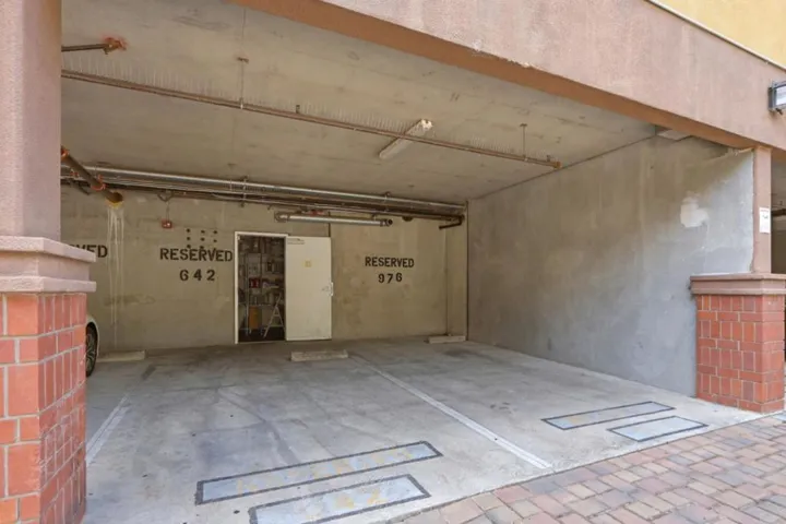 21 N 2nd Street 407, Campbell, California 95008