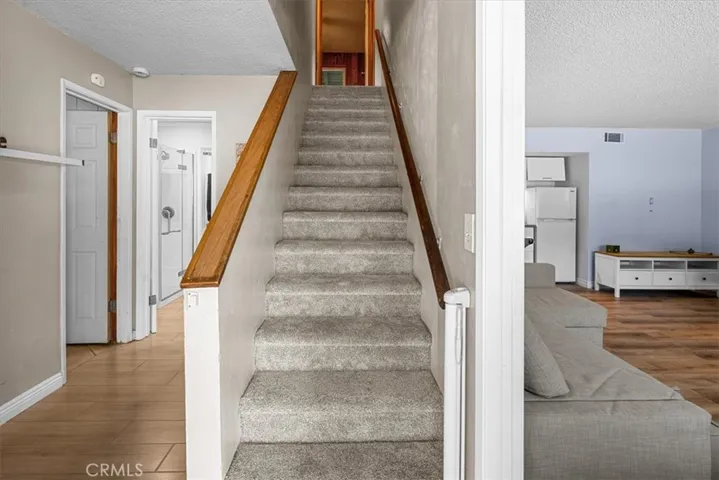 2170 Spring Oak, Running Springs, California 92382