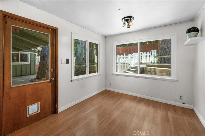 2170 Spring Oak, Running Springs, California 92382