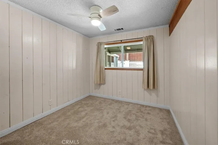 2170 Spring Oak, Running Springs, California 92382