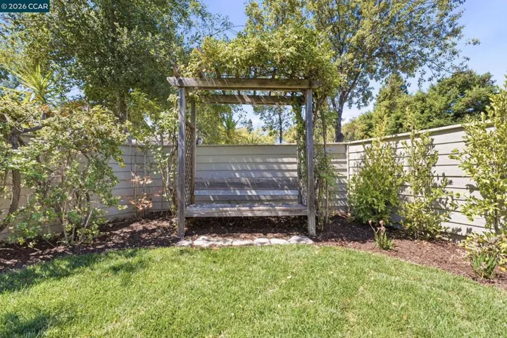 1979 Charmstone Court, Walnut Creek, California 94595