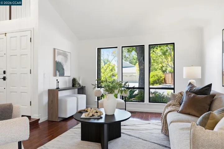 1979 Charmstone Court, Walnut Creek, California 94595