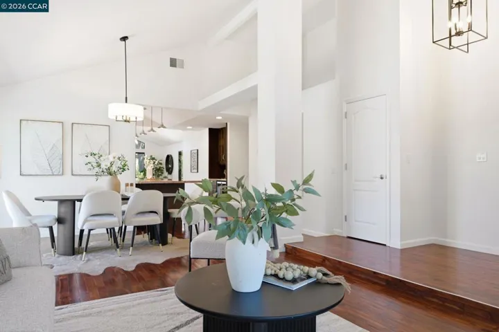 1979 Charmstone Court, Walnut Creek, California 94595