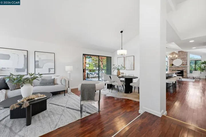 1979 Charmstone Court, Walnut Creek, California 94595